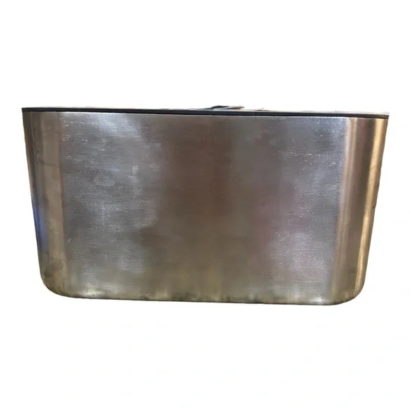 Joseph Joseph bread bin/box 12” x 8” x 7” stainless steel with bamboo lid. EUC - Picture 3 of 7